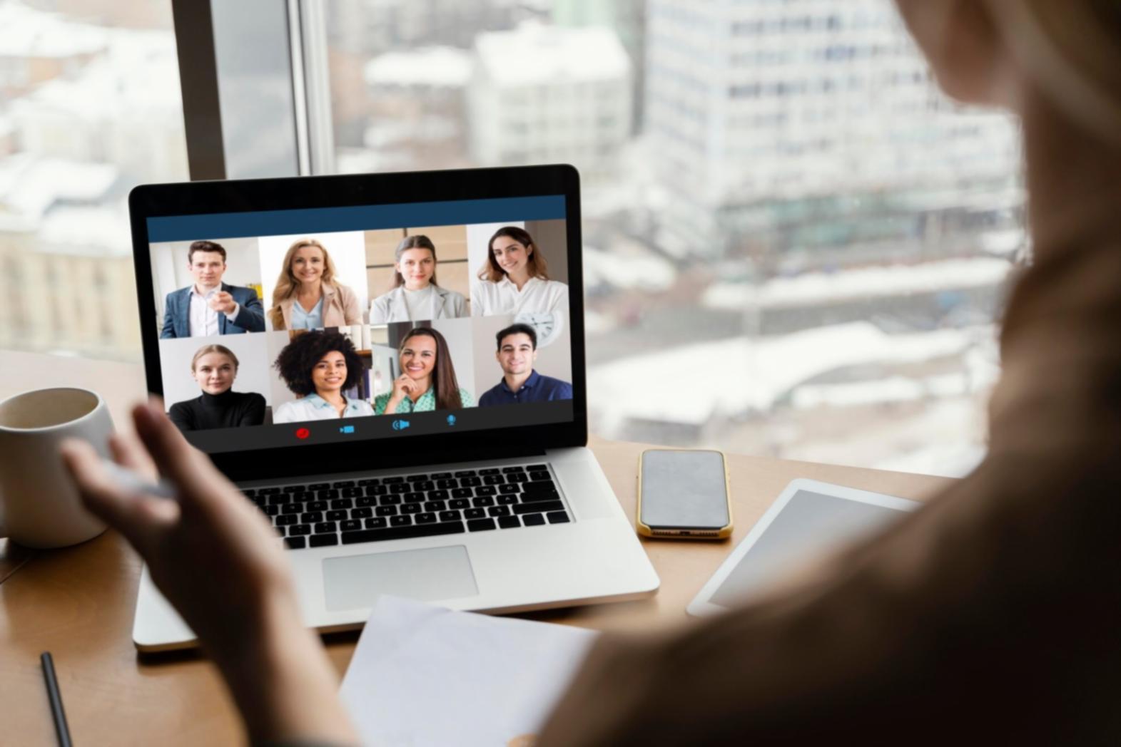 Presentación de resultados financieros y recomendaciones estratégicas